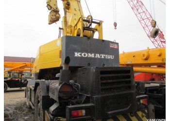 Komatsu 25t rough terrain crane for sale