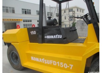 Komatsu 15T Forklift FD150 for sale