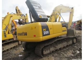 Komatsu PC200-8 excavator for sale
