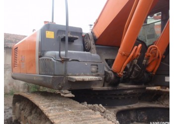 Hitachi ZX330 excavator for sale
