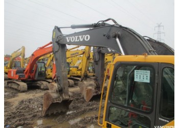Volvo EC240BLC excavator for sale