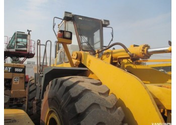 Komatsu WA470 wheel loader for sale