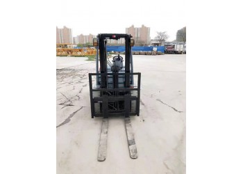 Toyota 3T Forklift 8FD30 for sale